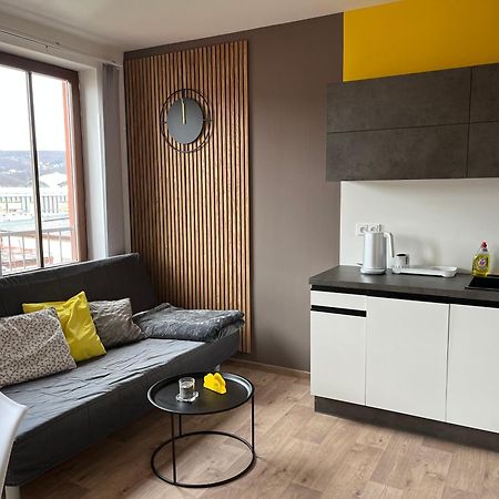 Yellow Apartment Deluxe เบอร์โน ภายนอก รูปภาพ