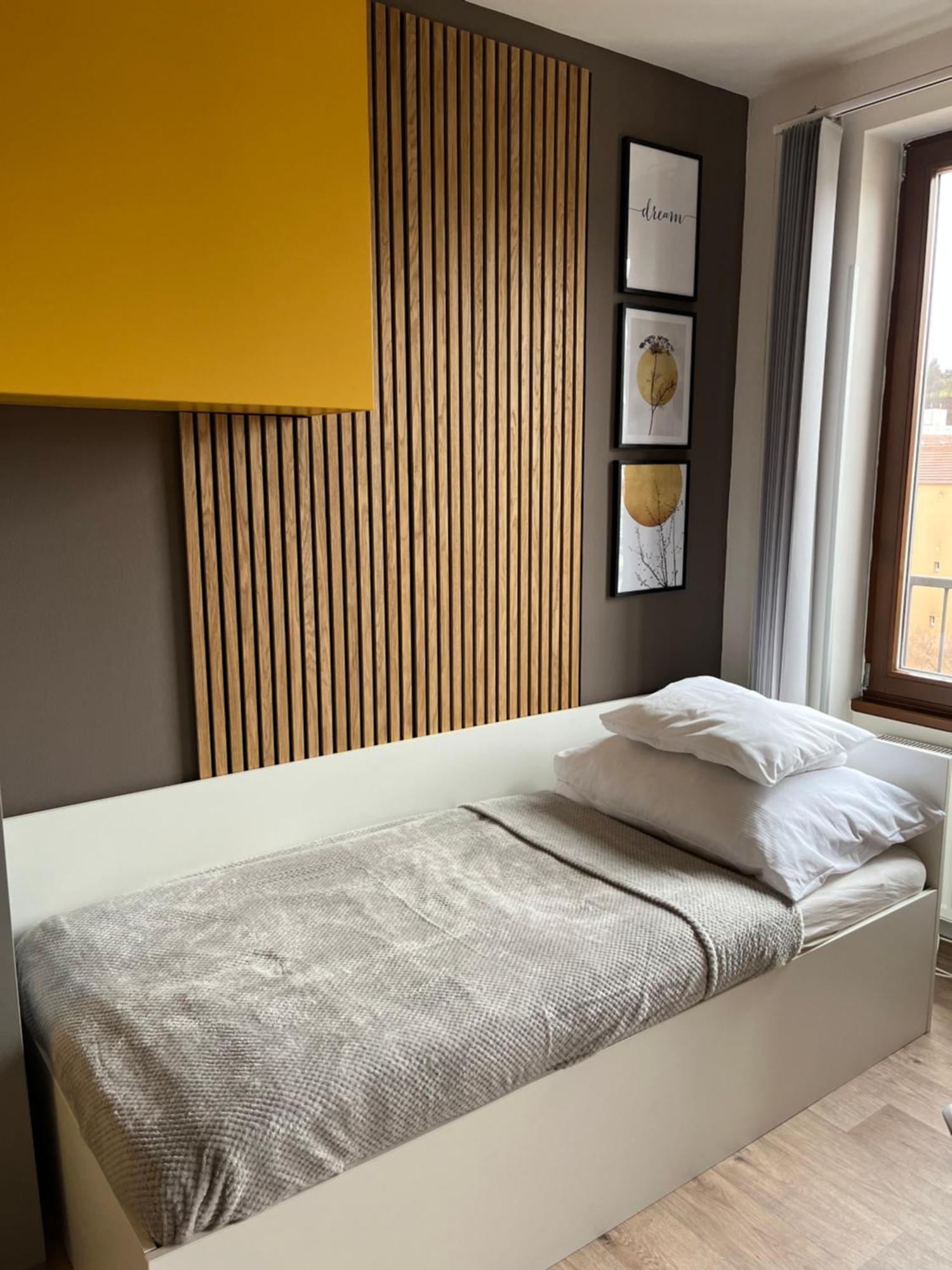 Yellow Apartment Deluxe เบอร์โน ภายนอก รูปภาพ